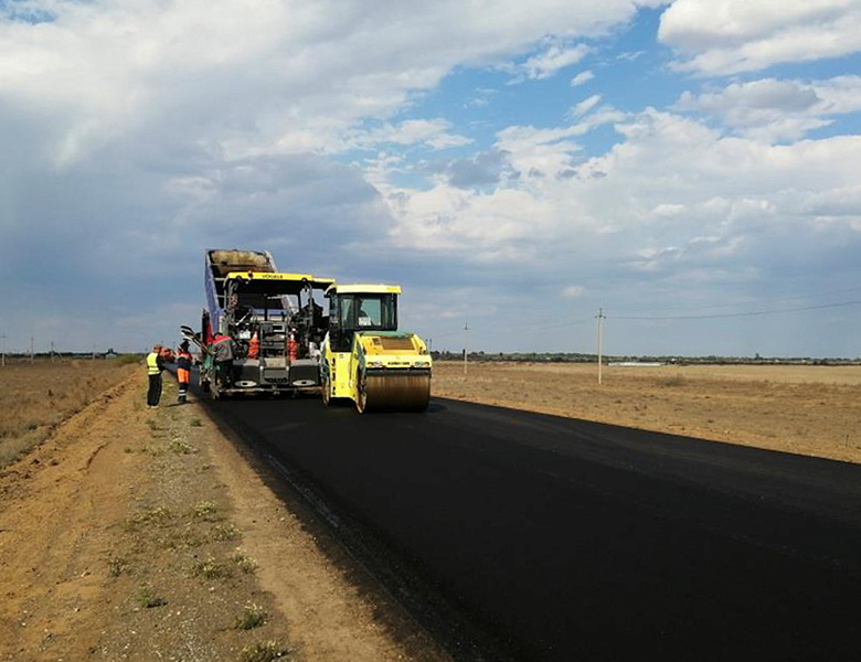 В Астраханской области выбирают подрядчиков для ремонта дорог в рамках национального проекта