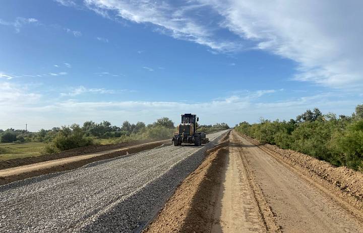 Автодорогу Образцово-Травино-Полдневое ремонтируют в рамках нацпроекта «Инфраструктура для жизни»